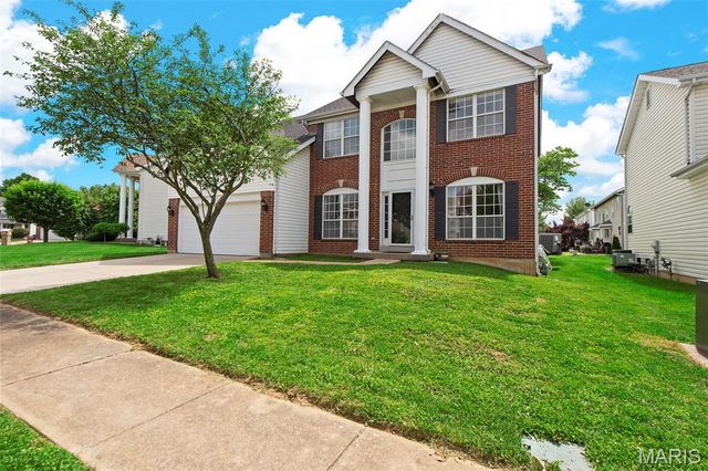 7 Rivermeadows Drive, Florissant, MO 63031