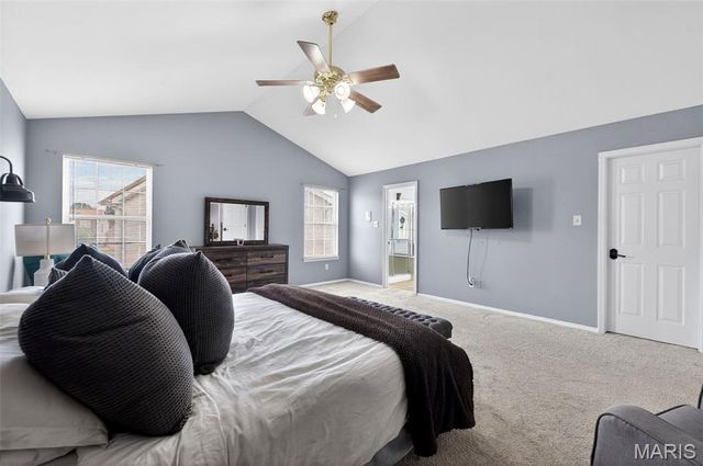 7 Rivermeadows Drive, Florissant, MO 63031