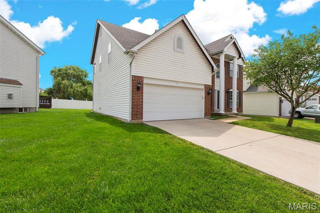 7 Rivermeadows Drive, Florissant, MO 63031