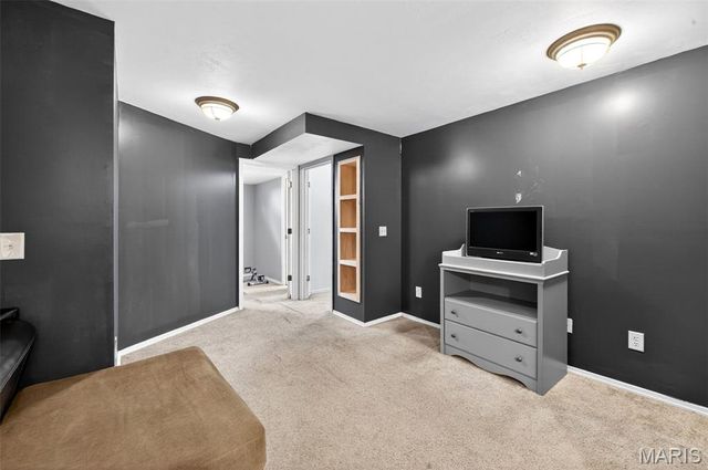 7 Rivermeadows Drive, Florissant, MO 63031