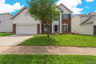 7 Rivermeadows Drive, Florissant, MO 63031