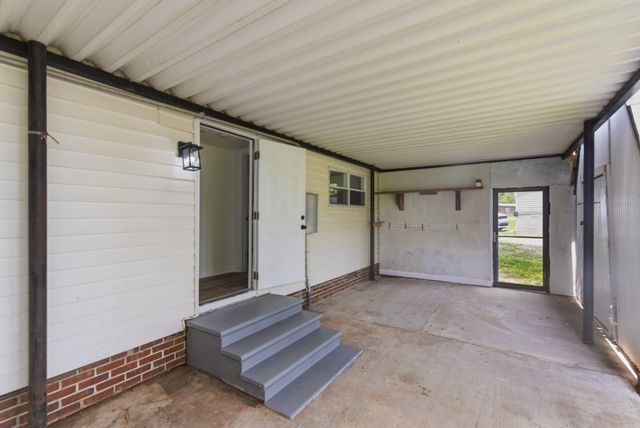 302 Jim Bowie Dr, Smyrna, TN 37167