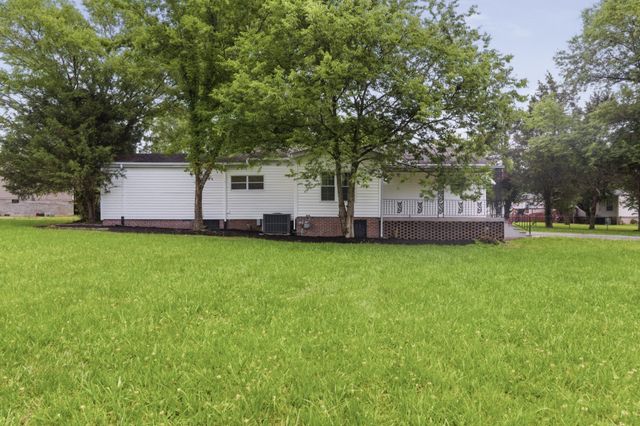 302 Jim Bowie Dr, Smyrna, TN 37167