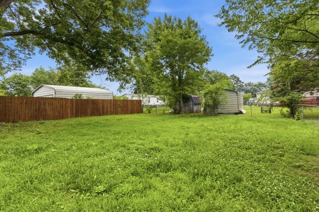 302 Jim Bowie Dr, Smyrna, TN 37167