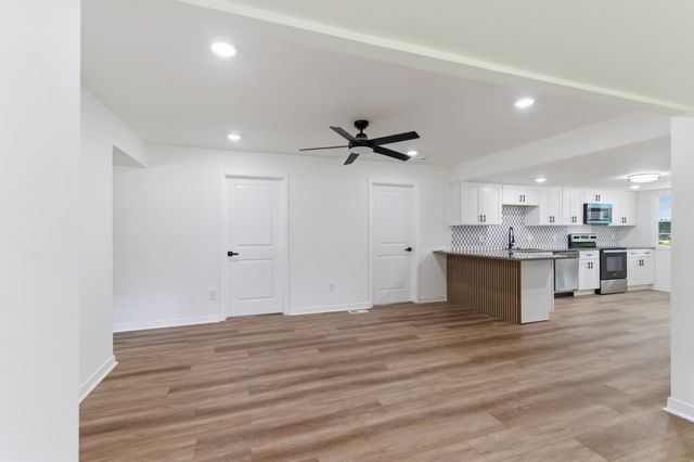 302 Jim Bowie Dr, Smyrna, TN 37167