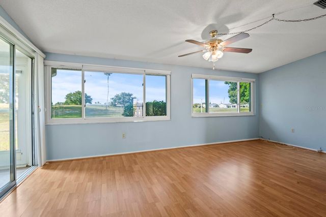 606 LA JOLLA AVENUE, Sun City Center, FL 33573