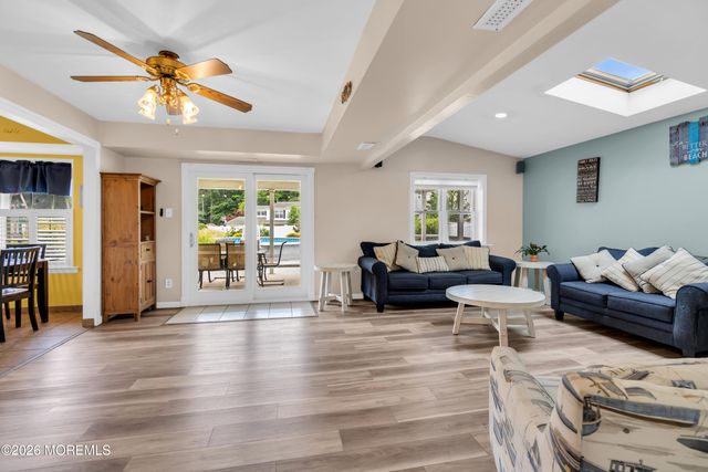 3 Hedgewood Road, Howell, NJ 07731