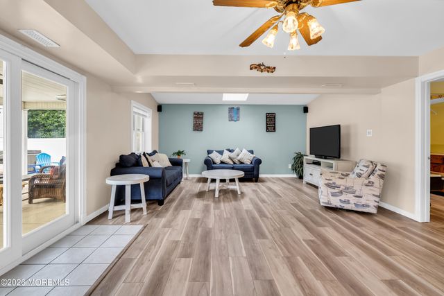 3 Hedgewood Road, Howell, NJ 07731