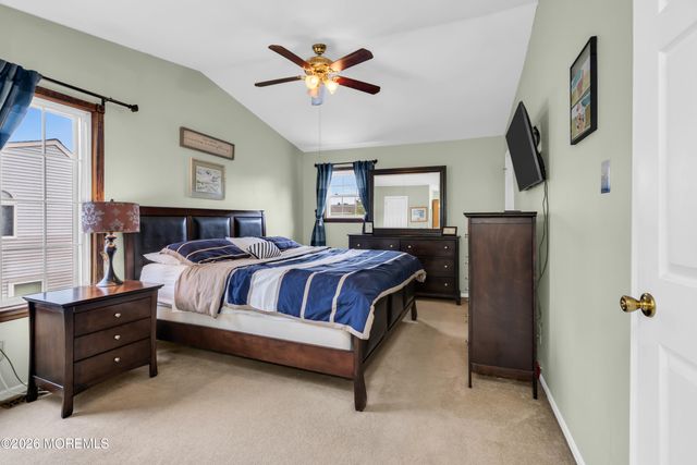 3 Hedgewood Road, Howell, NJ 07731