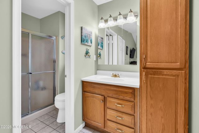 3 Hedgewood Road, Howell, NJ 07731