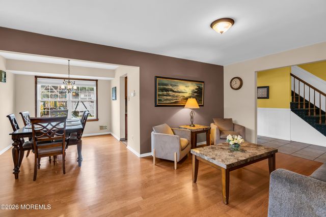 3 Hedgewood Road, Howell, NJ 07731
