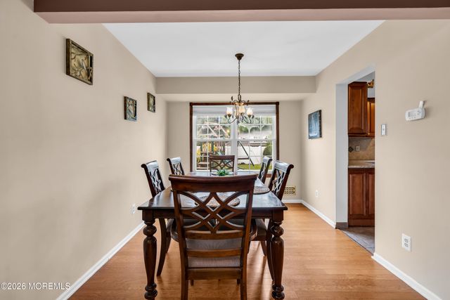 3 Hedgewood Road, Howell, NJ 07731