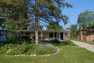 9101 Merriman Road, Livonia, MI 48150