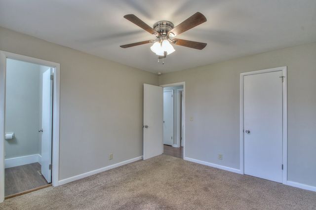 4925 Kilimanjaro Dr, Old Hickory, TN 37138