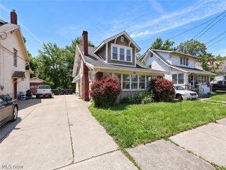 2078 18th Street SW, Akron, OH 44314