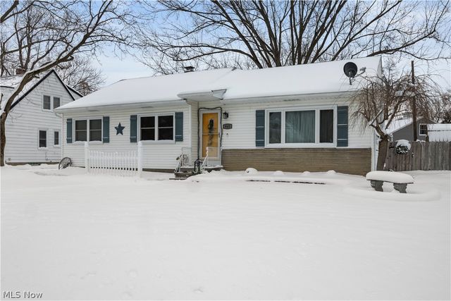 965 Gulf Road, Elyria, OH 44035