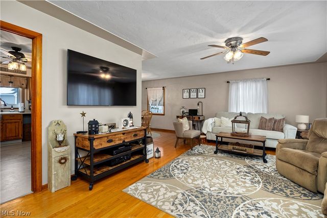 965 Gulf Road, Elyria, OH 44035