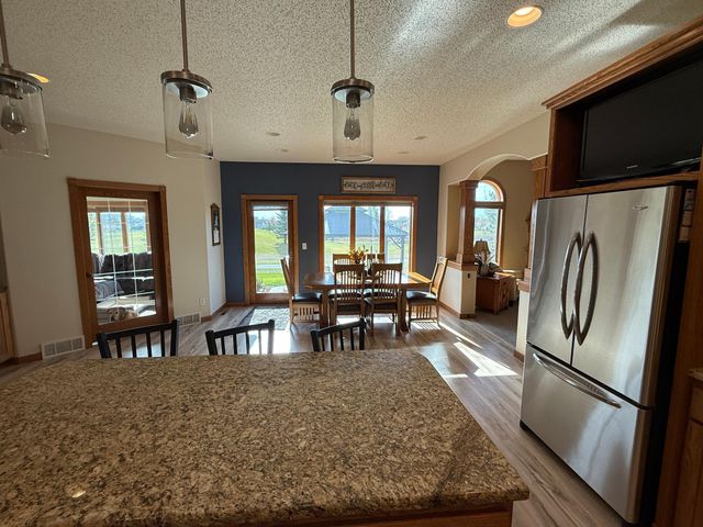 1007 6th Avenue NE, Dilworth, MN 56529