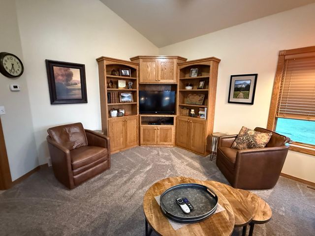 1007 6th Avenue NE, Dilworth, MN 56529