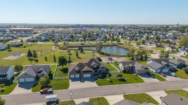 1007 6th Avenue NE, Dilworth, MN 56529