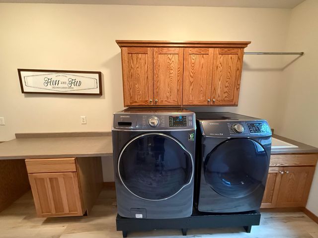 1007 6th Avenue NE, Dilworth, MN 56529