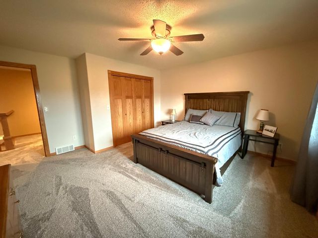 1007 6th Avenue NE, Dilworth, MN 56529