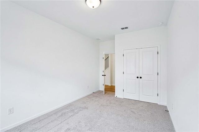 5456 Hargrove Way, Flowery Branch, GA 30542
