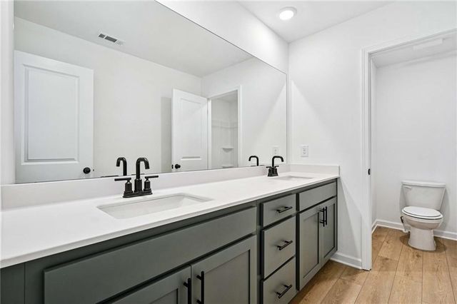 5456 Hargrove Way, Flowery Branch, GA 30542