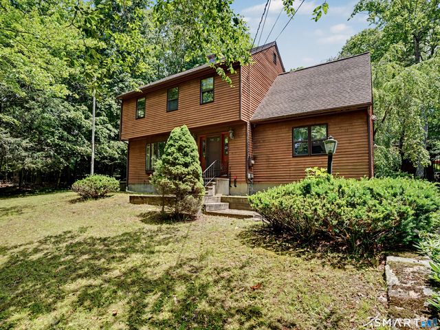 9 Old Country Road, Oxford, CT 06478