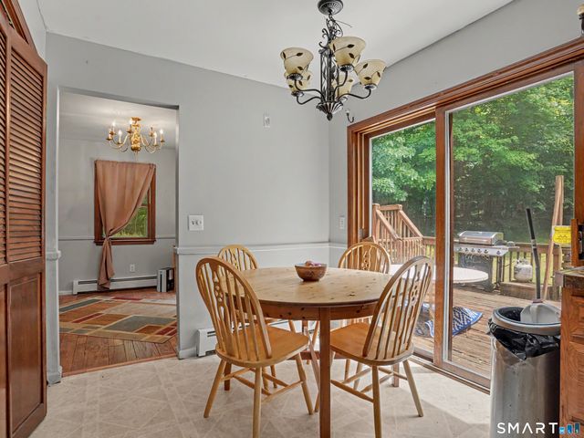 9 Old Country Road, Oxford, CT 06478