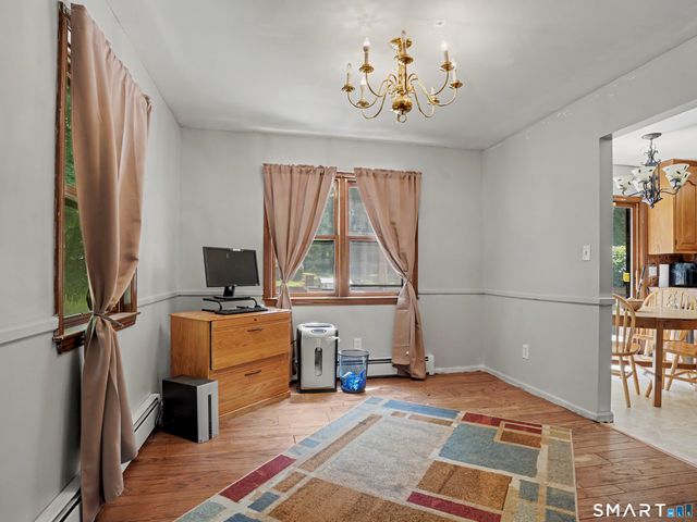 9 Old Country Road, Oxford, CT 06478