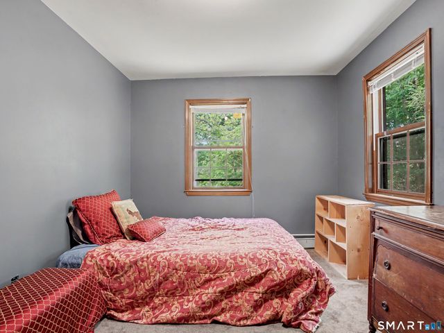 9 Old Country Road, Oxford, CT 06478