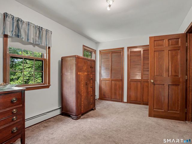 9 Old Country Road, Oxford, CT 06478