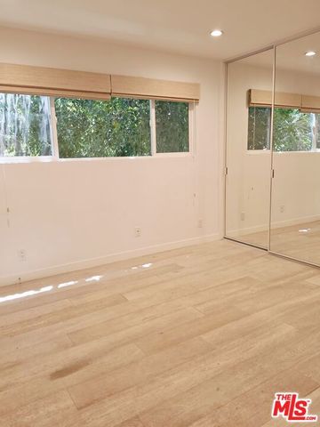 11754 Darlington Avenue, Los Angeles, CA 90049