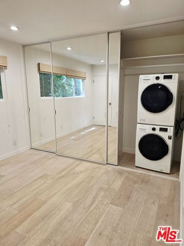 11754 Darlington Avenue, Los Angeles, CA 90049