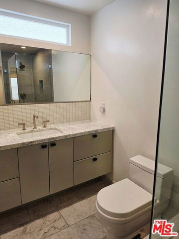 11754 Darlington Avenue, Los Angeles, CA 90049