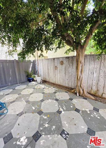 11754 Darlington Avenue, Los Angeles, CA 90049