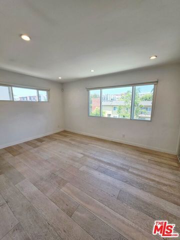 11754 Darlington Avenue, Los Angeles, CA 90049