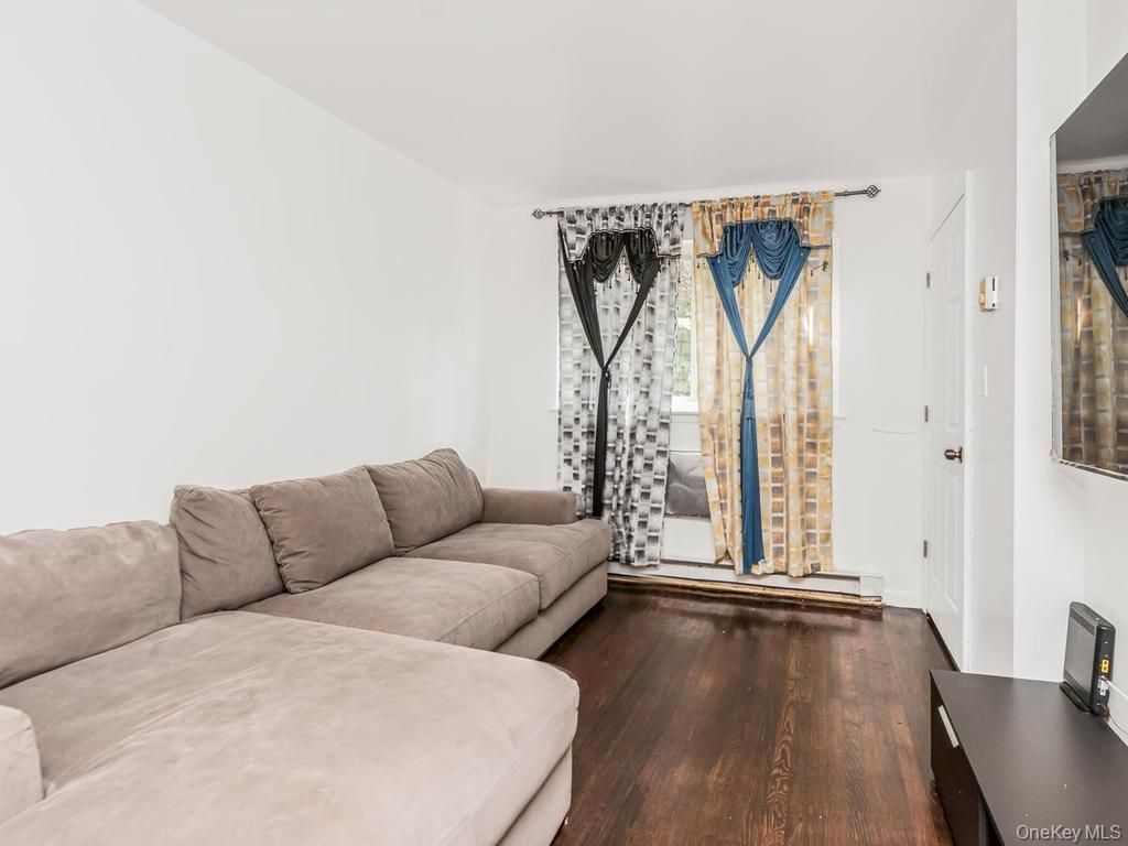206-208 Balcom Avenue, Bronx, NY 10465 — photo 4