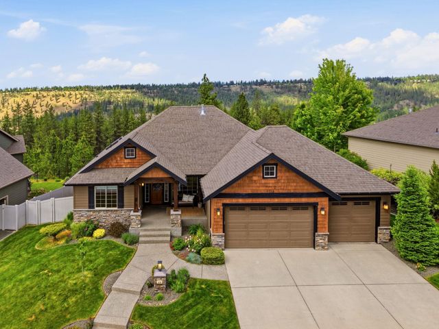 908 W Stirlingview Dr, Spokane, WA 99224 property photo