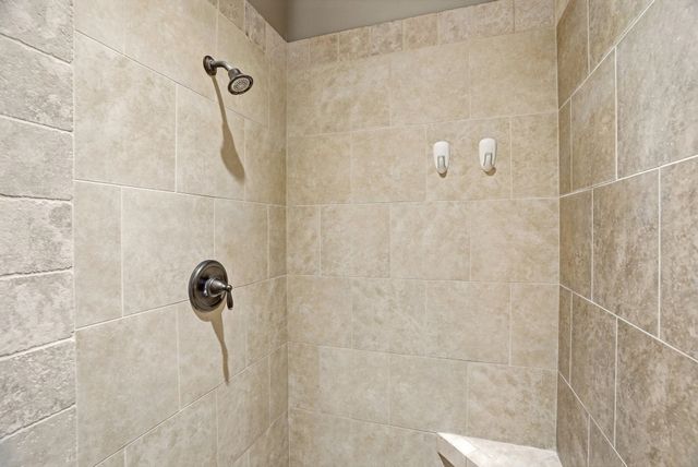 908 W Stirlingview Dr, Spokane, WA 99224
