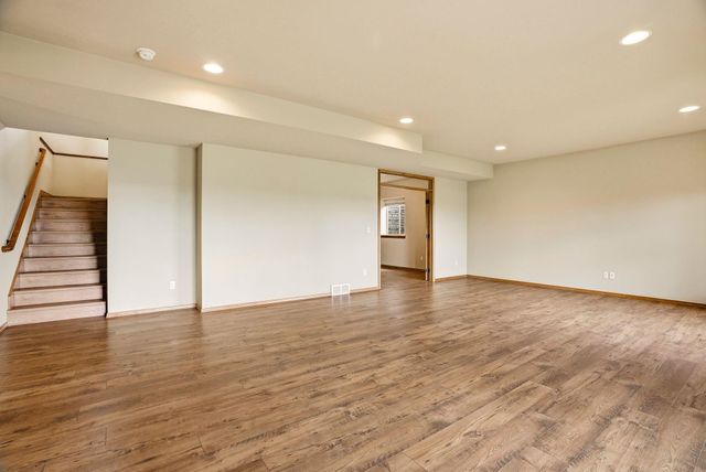 908 W Stirlingview Dr, Spokane, WA 99224