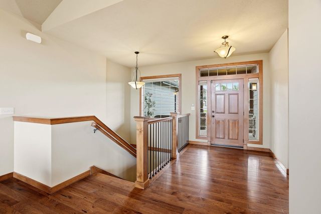 908 W Stirlingview Dr, Spokane, WA 99224