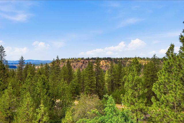 908 W Stirlingview Dr, Spokane, WA 99224