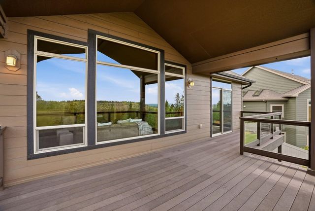 908 W Stirlingview Dr, Spokane, WA 99224