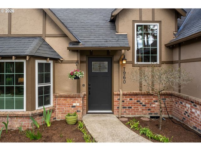 7960 Sw BARNARD Dr, Beaverton, OR 97007