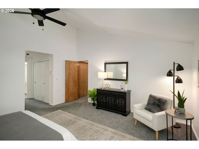 7960 Sw BARNARD Dr, Beaverton, OR 97007