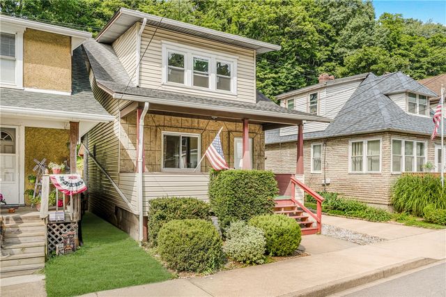 293 Lexington Ct, Carnegie, PA 15106