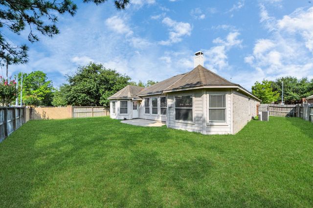 16611 Gentle Stone Drive, Houston, TX 77095