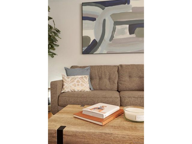 250 N pearl 206, Denver, CO 80203